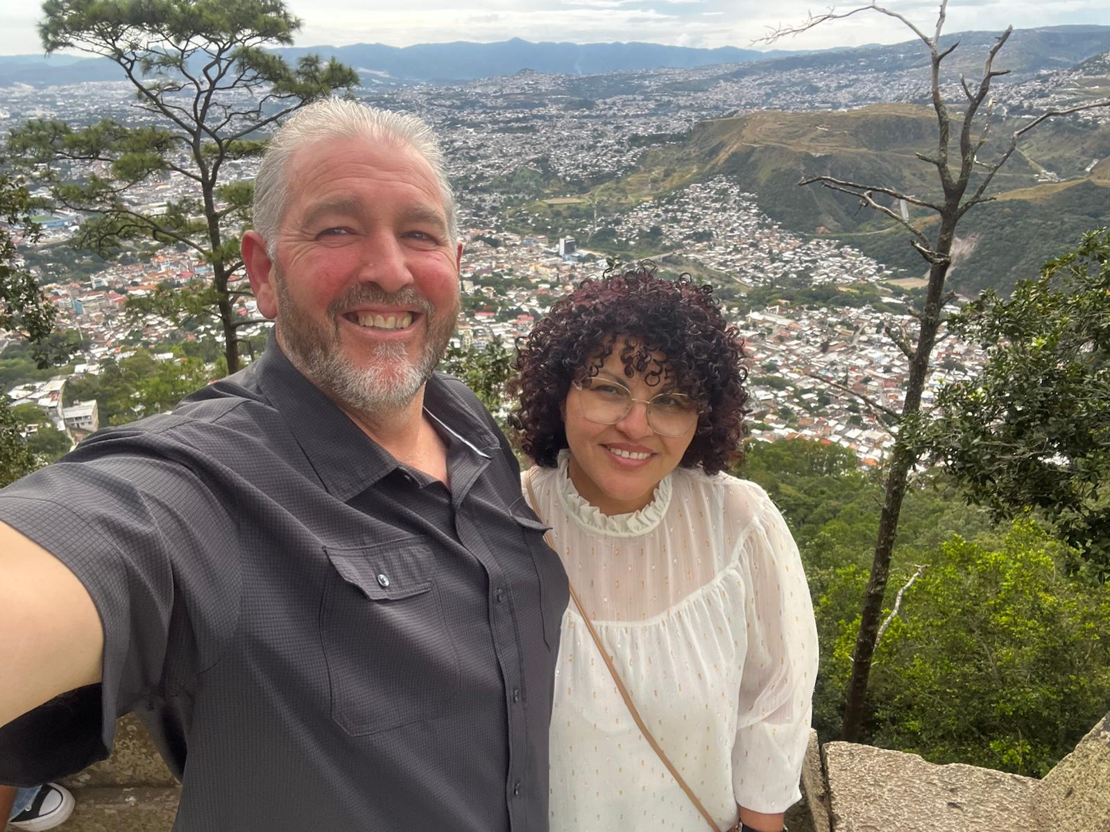 Pastores Manuel y Doris